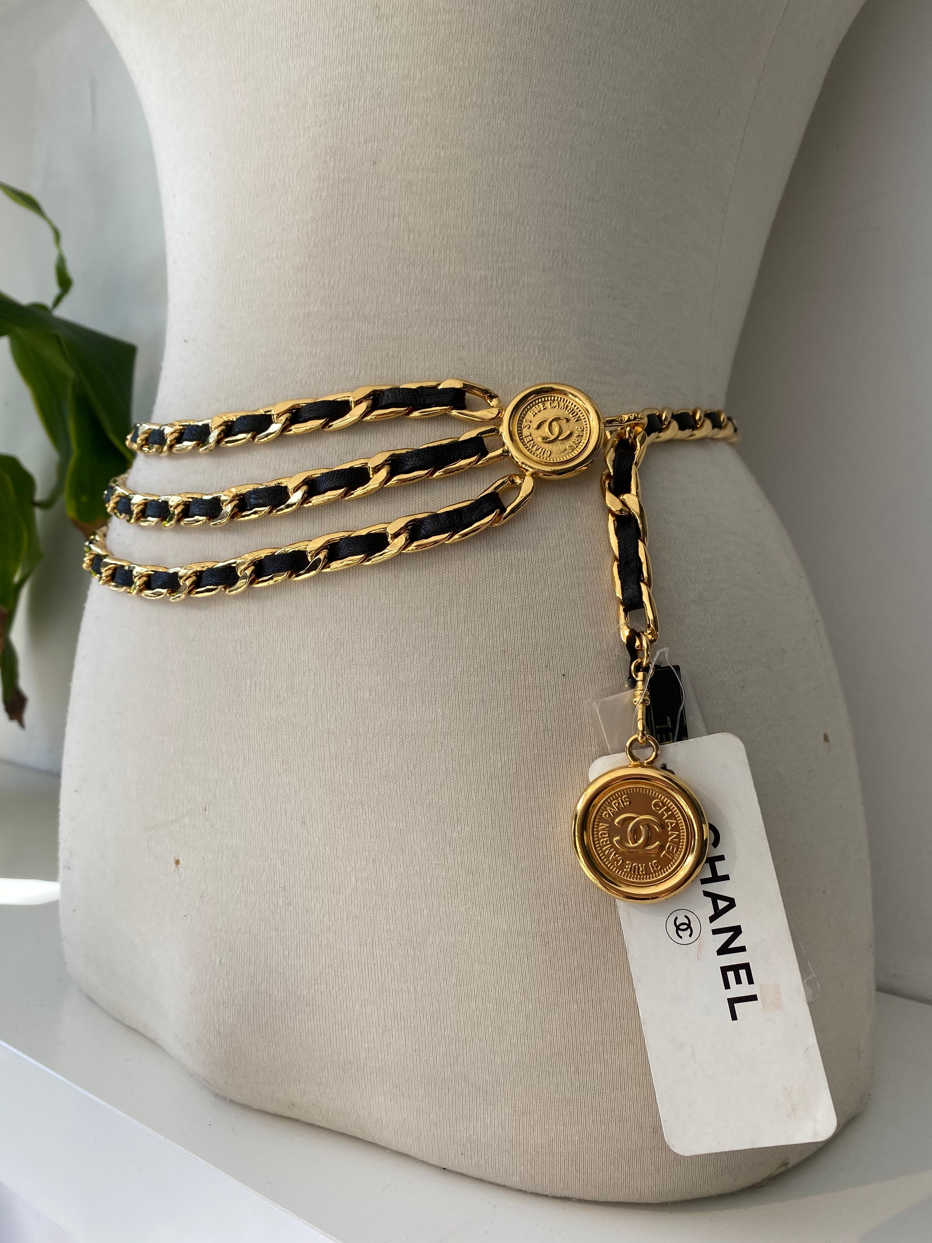 Vintage Chanel Wide Curb Link Ball Charm Belt – Recess