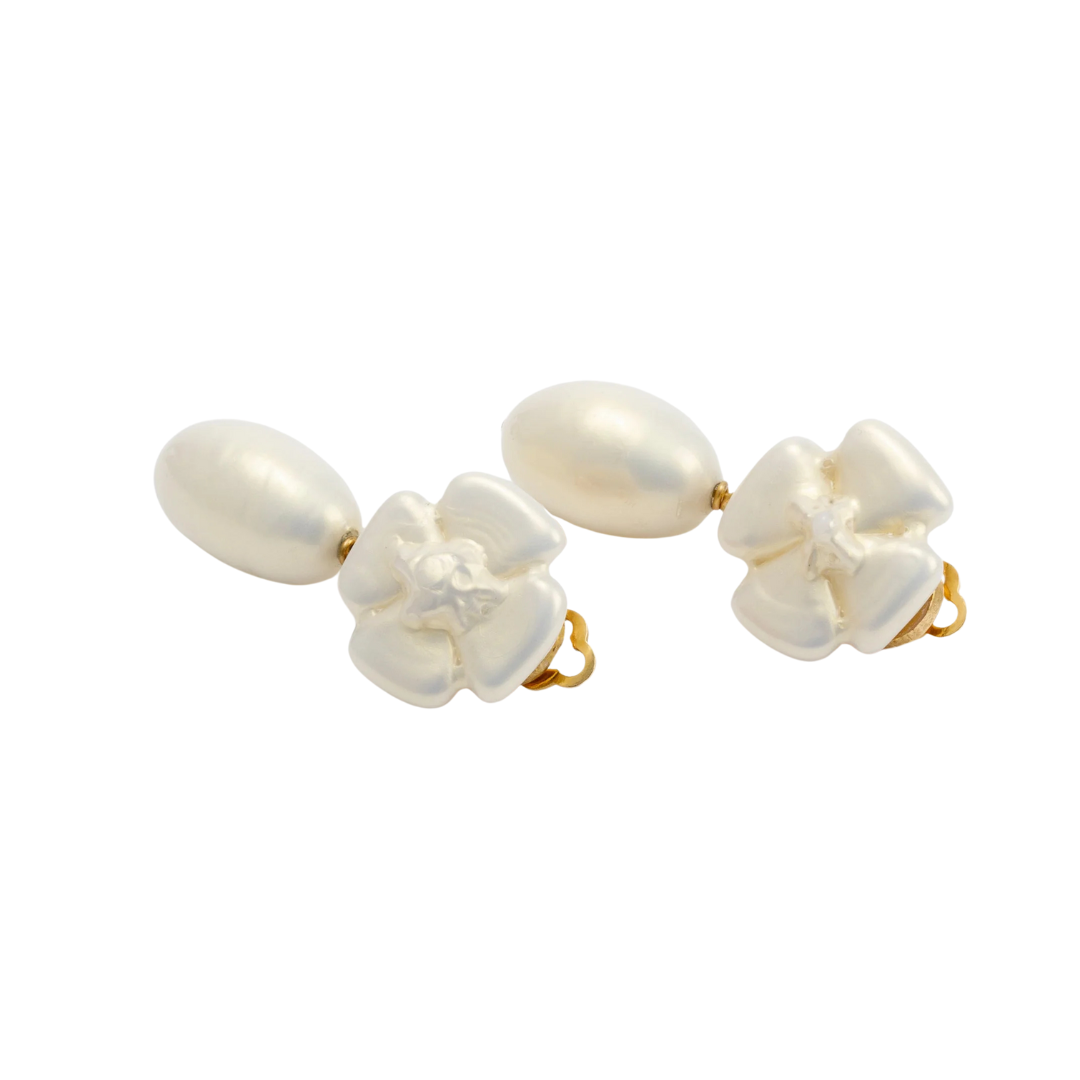 Chanel Vintage 1998 Camélia Faux Pearl Clip-On Earrings