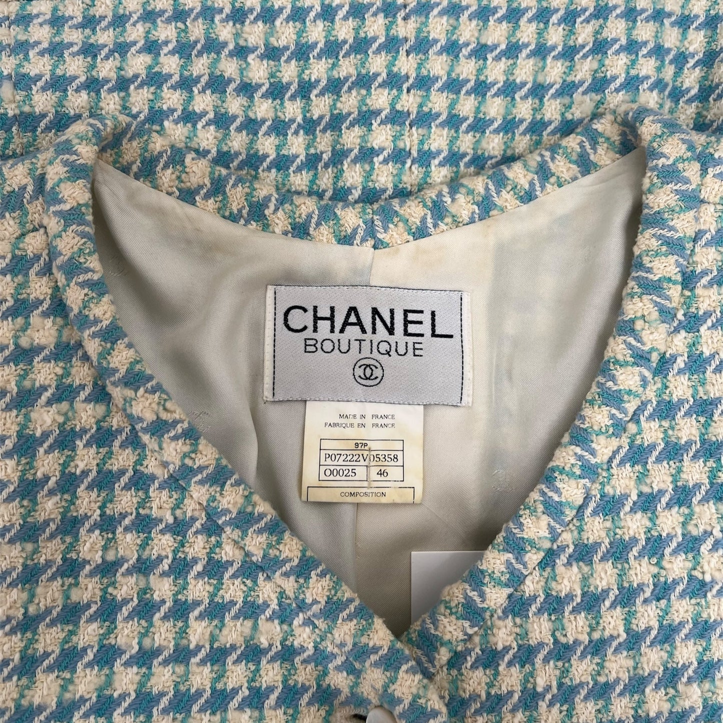 Chanel Vintage 1997 Tweed Jacket