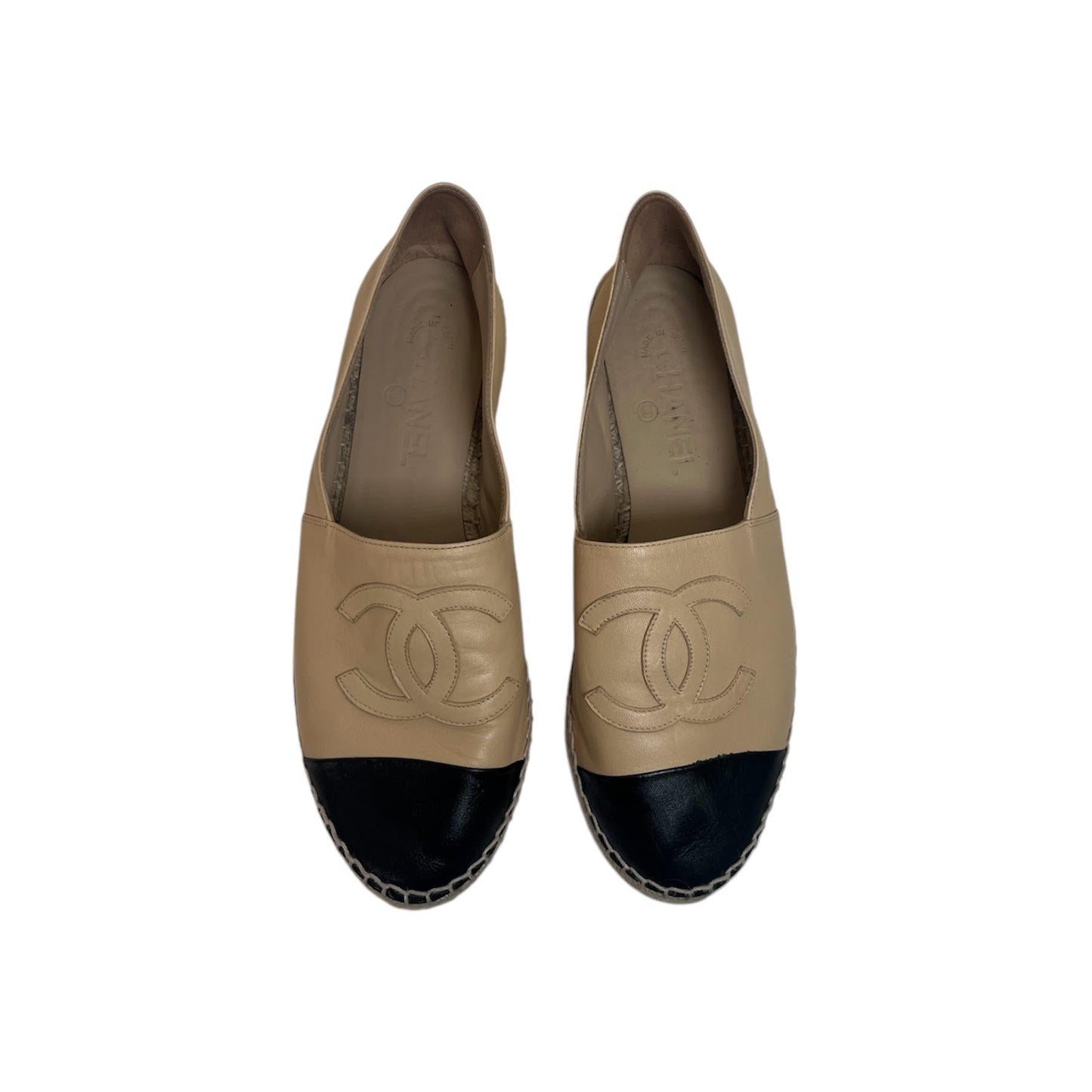 Chanel Interlocking CC Logo Leather Espadrilles (Size 41)