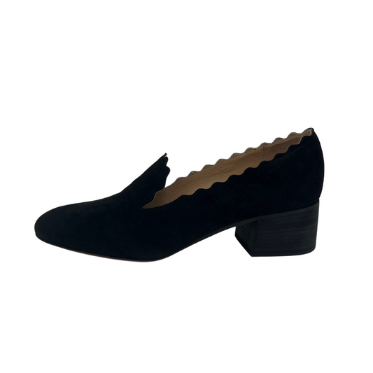 Chloe Scalloped Suede Pump (Size 39.5)