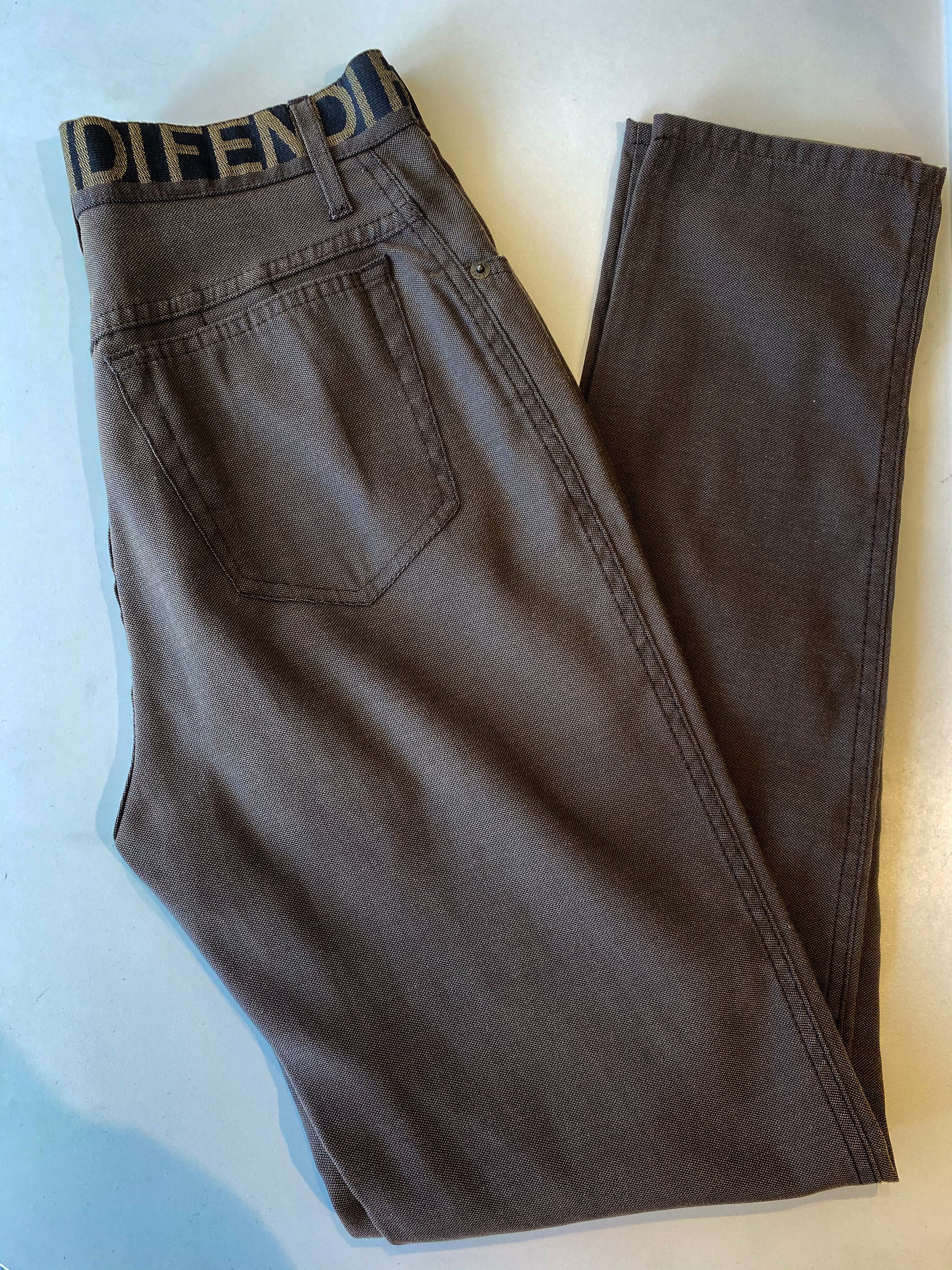 Fendi Logo Waist High Rise Pants – Designer Exchange Consignment TO