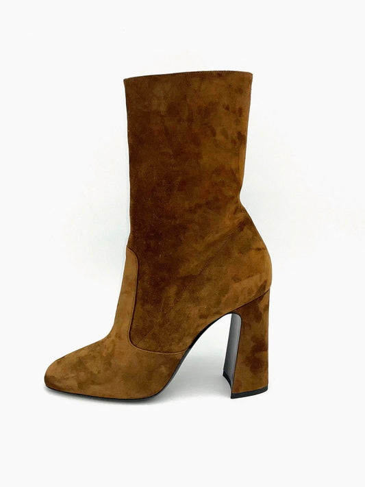 Saint Laurent Maddie 100 Suede Bootie (Size 40)